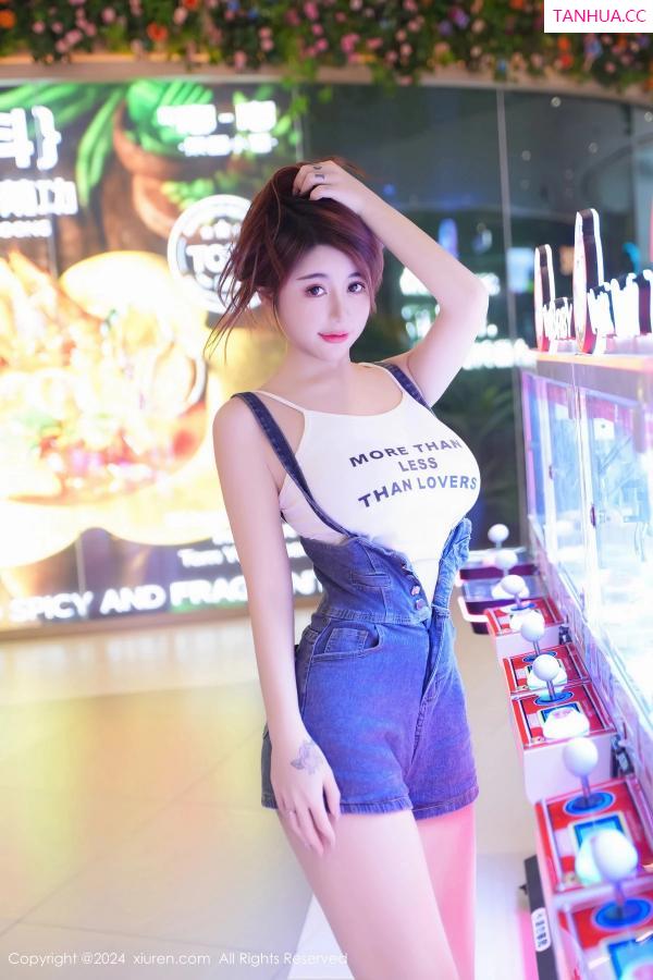 美七Mia  [XiuRen]高清写真图 2024.05.09 No.8506 美七Mia 美乳性感第32张图片